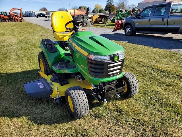 Image of John Deere X750 equipment image 1