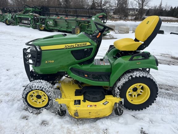 Image of John Deere X758 equipment image 1