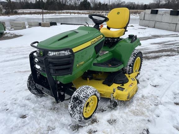 Image of John Deere X758 Primary image