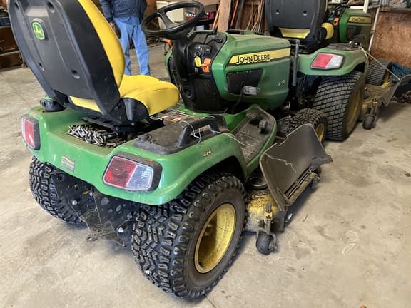 Image of John Deere X758 equipment image 1