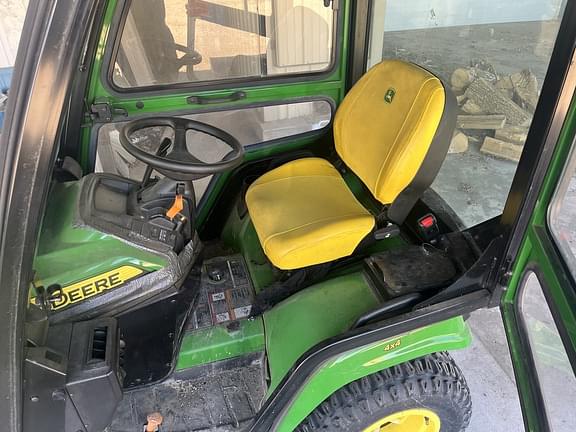 Image of John Deere X758 equipment image 3