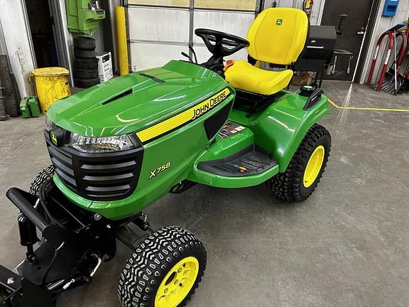 Image of John Deere X758 Primary image