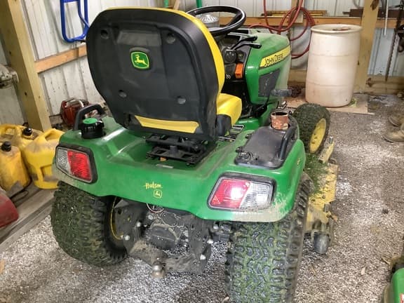 Image of John Deere X758 equipment image 3