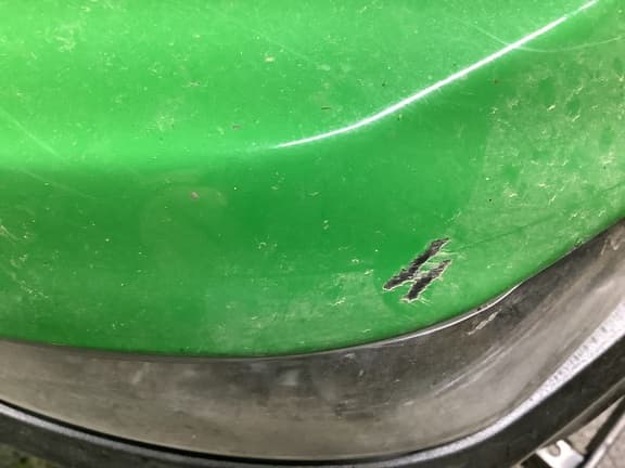 Image of John Deere X758 equipment image 2