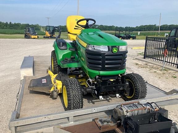 Image of John Deere X758 Primary image
