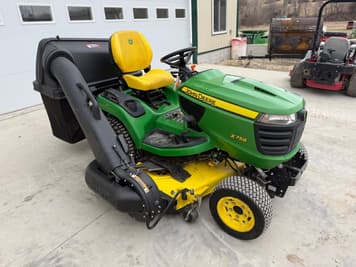 Main image John Deere X758