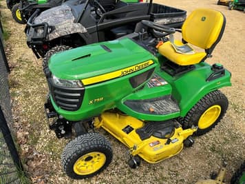 Main image John Deere X758
