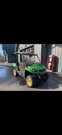 2019 John Deere XUV 560E Equipment Image0