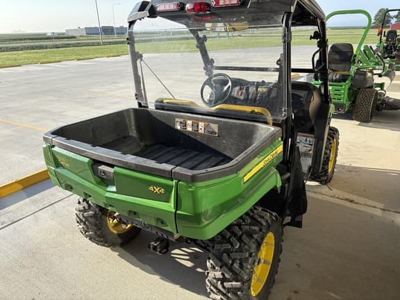 Image of John Deere XUV 590M equipment image 4