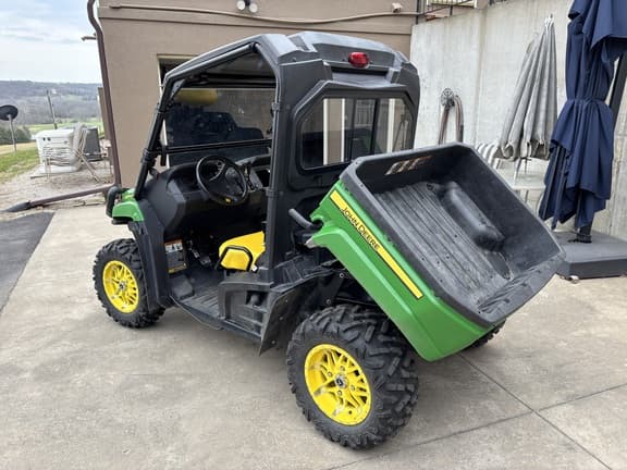 Image of John Deere XUV 590M equipment image 2