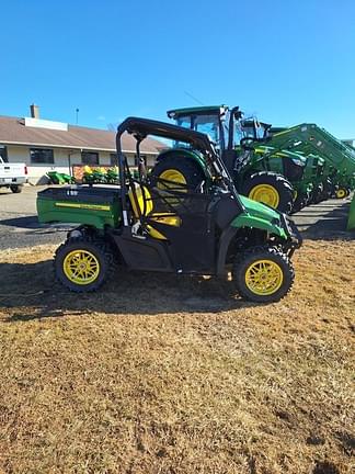 Image of John Deere XUV 590M equipment image 3