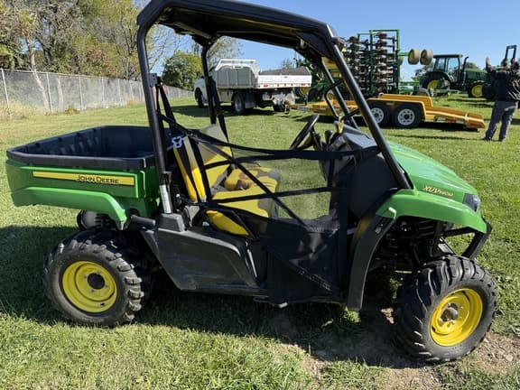 Image of John Deere XUV 590M equipment image 2