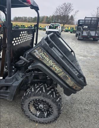 Image of John Deere XUV 590M S4 equipment image 2