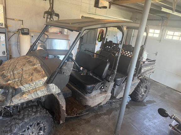 2019 John Deere XUV 590M S4 Equipment Image0