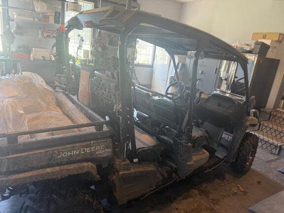 Image of John Deere XUV 590M equipment image 1