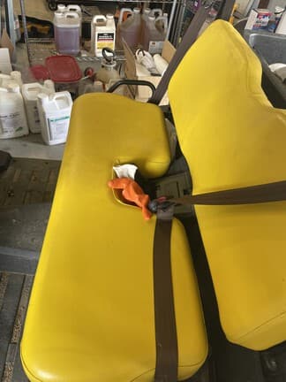 Image of John Deere XUV 590M equipment image 4