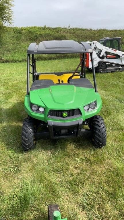 Image of John Deere XUV 590M equipment image 1