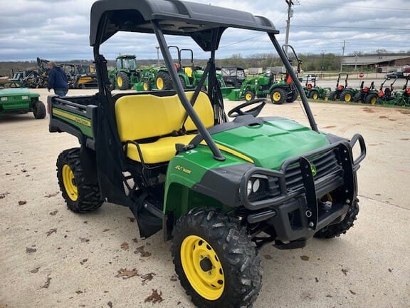Main image John Deere XUV 825E