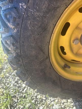 Image of John Deere XUV 825E equipment image 3