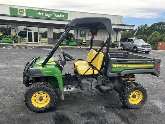 Image of John Deere XUV 825E equipment image 1