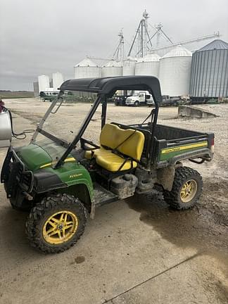 Image of John Deere XUV 825M Primary image