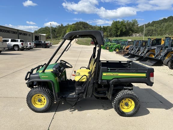 Main image John Deere XUV 825M