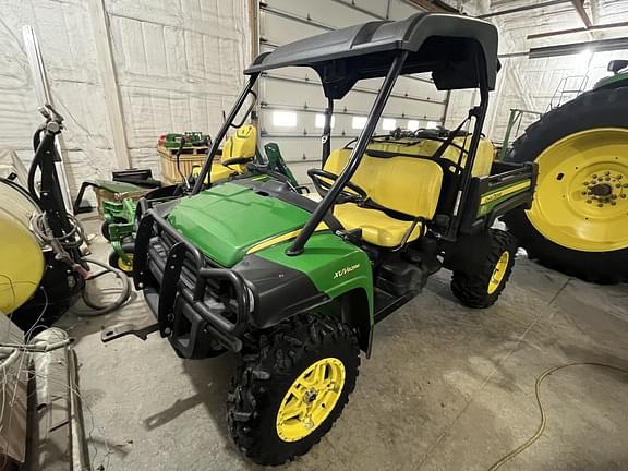Image of John Deere XUV 825M Primary image
