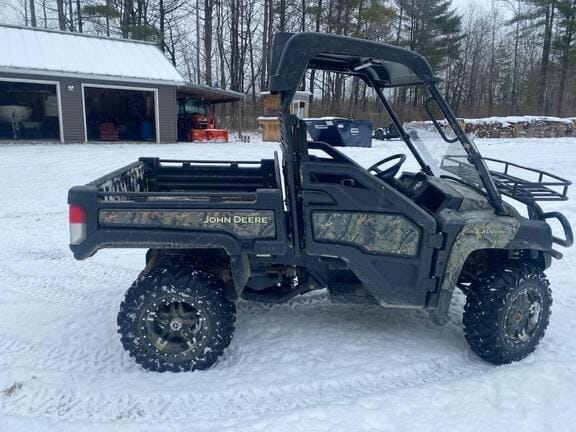 2019 John Deere XUV 825M Equipment Image0