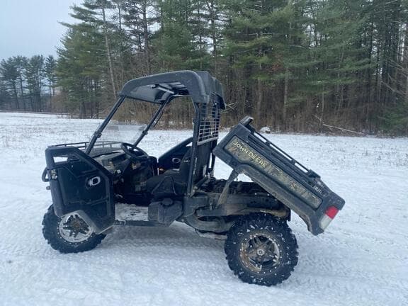 Image of John Deere XUV 825M equipment image 4