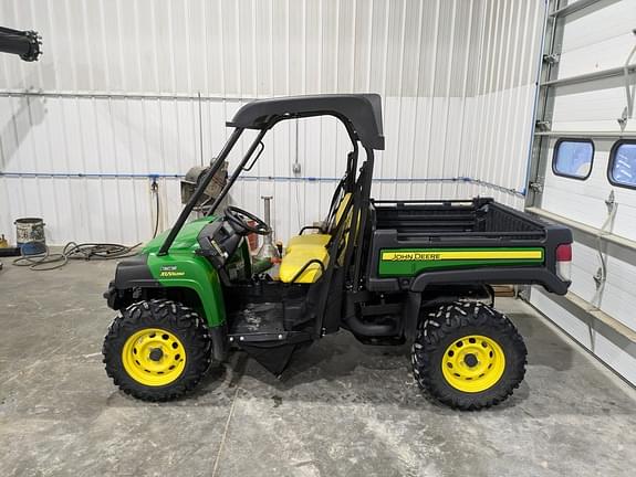 Image of John Deere XUV 825M Primary image