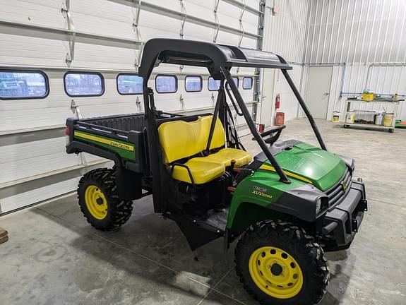 Image of John Deere XUV 825M equipment image 1