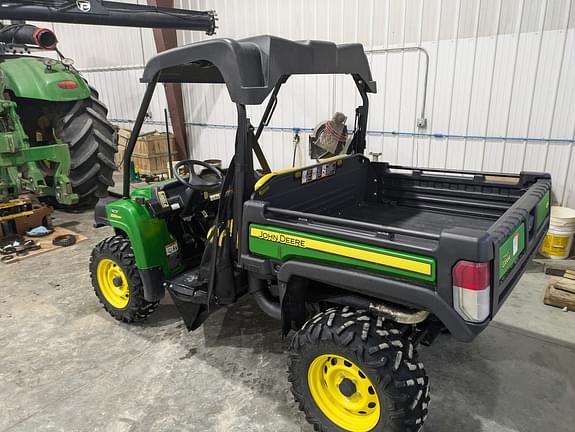 Image of John Deere XUV 825M equipment image 2