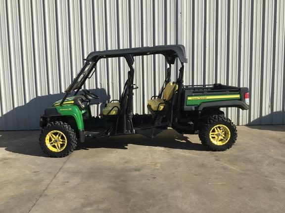 Image of John Deere XUV 825M S4 Primary image