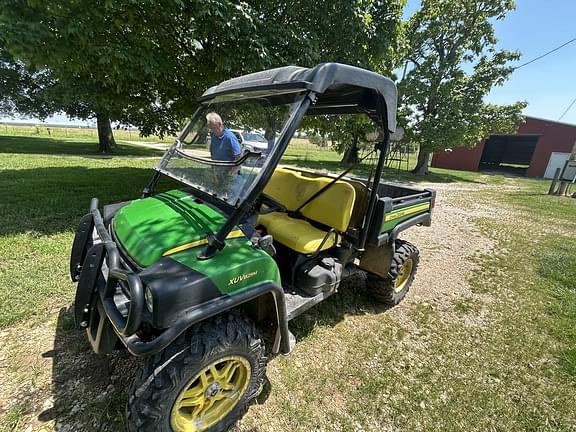 Image of John Deere XUV 825M Primary image