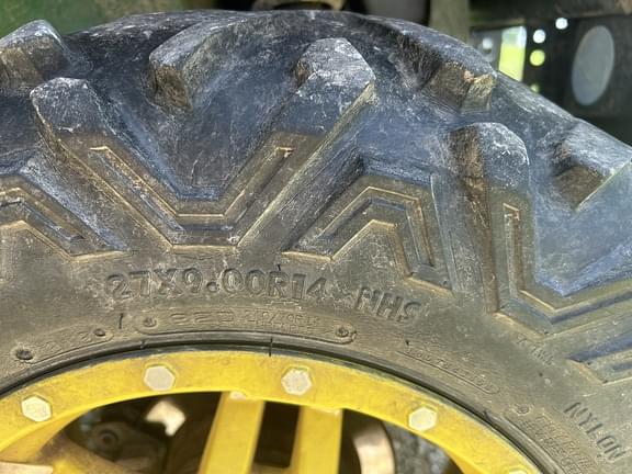 Image of John Deere XUV 825M equipment image 3