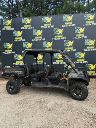 Image of John Deere XUV 825M S4 equipment image 1
