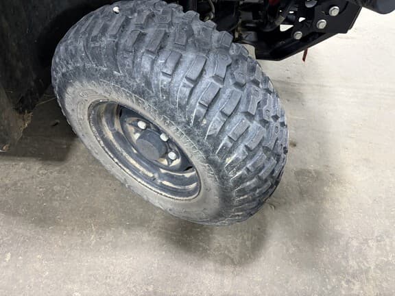 Image of John Deere Gator XUV 835E equipment image 4