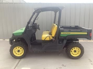 Main image John Deere Gator XUV 835E