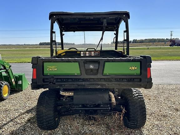 Image of John Deere Gator XUV 835E equipment image 3