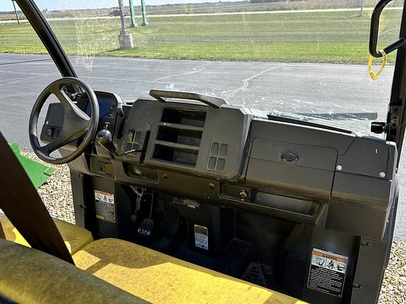 Image of John Deere Gator XUV 835E equipment image 2