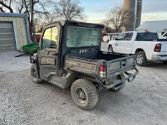 Image of John Deere XUV 835M equipment image 3