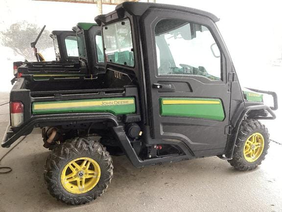 Main image John Deere XUV 835M