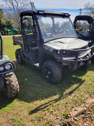 Main image John Deere XUV 835M