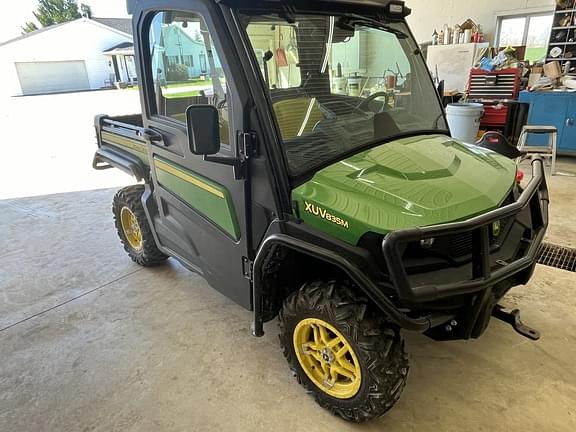 Image of John Deere XUV 835M equipment image 2