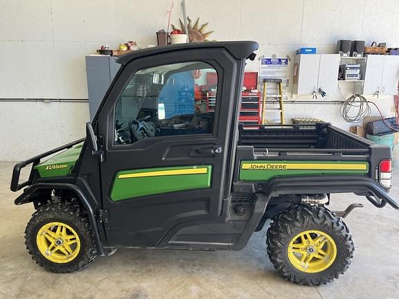 Image of John Deere XUV 835M Primary image