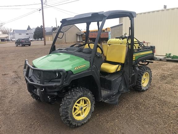 Image of John Deere XUV 835M equipment image 1