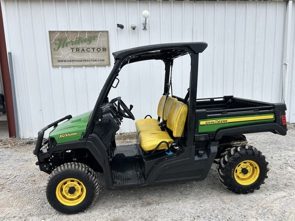 Image of John Deere XUV 835M Primary image