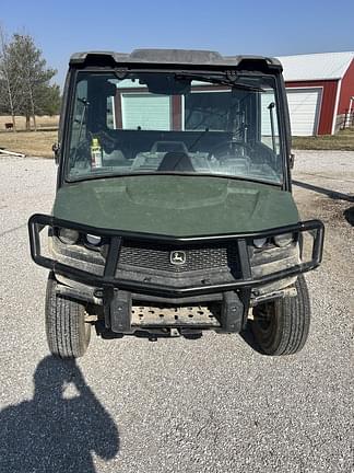 Image of John Deere XUV 835M equipment image 2