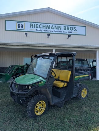 2019 John Deere XUV 835M Equipment Image0