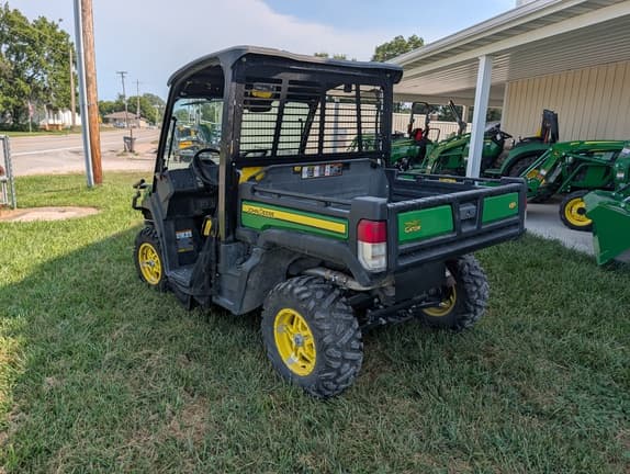Image of John Deere XUV 835M equipment image 3